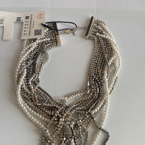 NWT Zara Faux Pearl and Rhinestone Necklace - Picture 4 of 8
